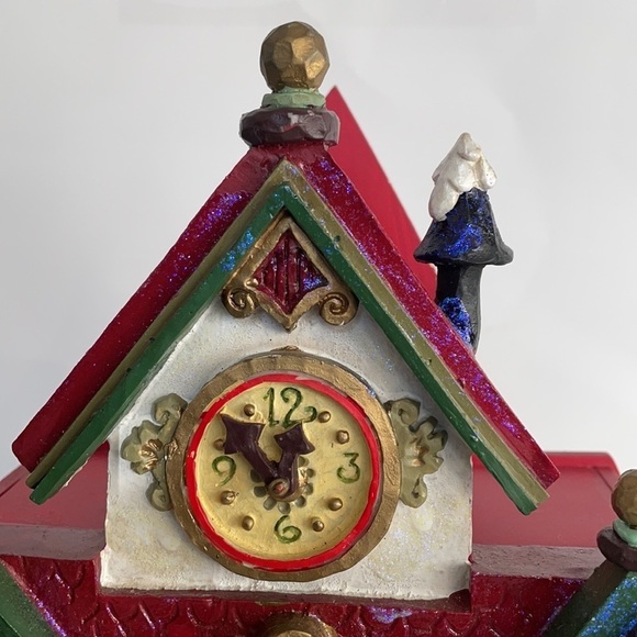 Kurt Adler North Santa’s North Pole Station Lights Up - Picture 12 of 16